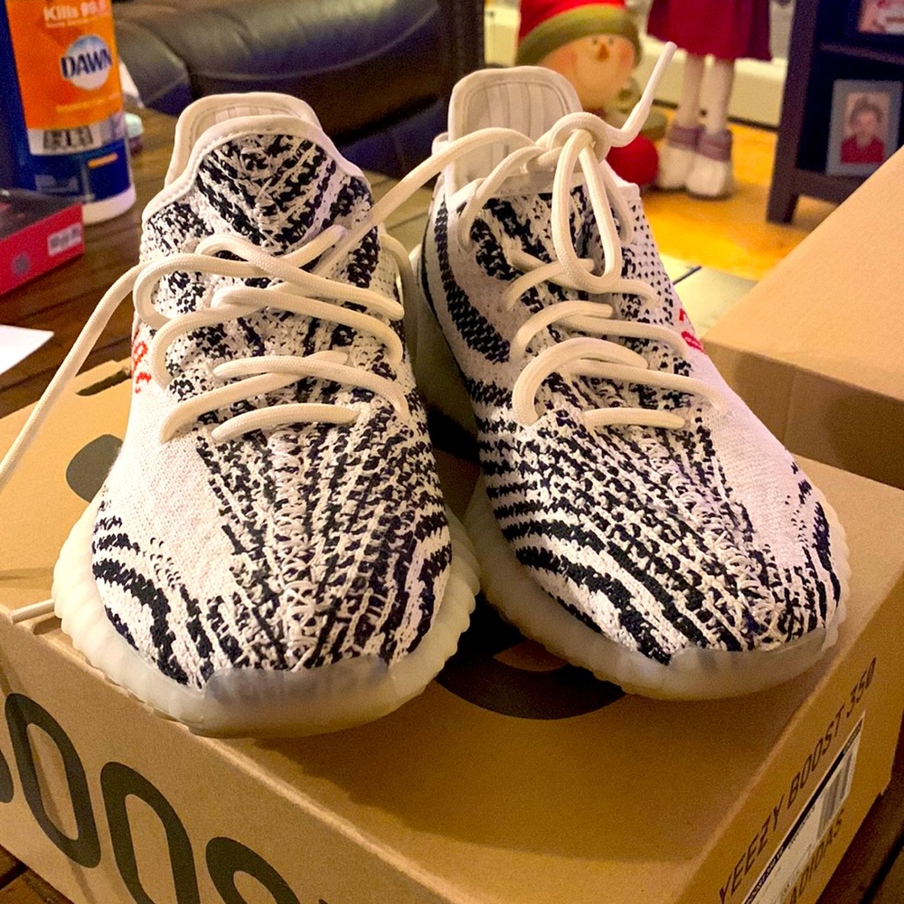 Addidas Yeezy boost 350 V2 “Zebra”